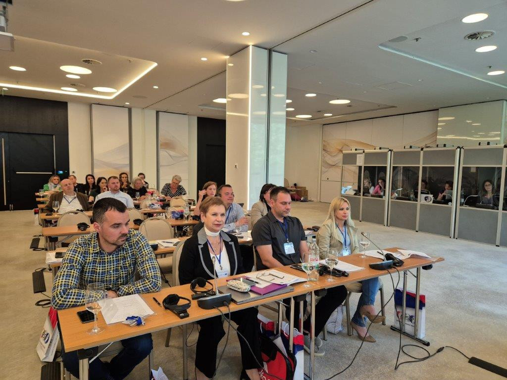 IMG-c6f78d8fd92efe464b4dbb86aa7f39199-V