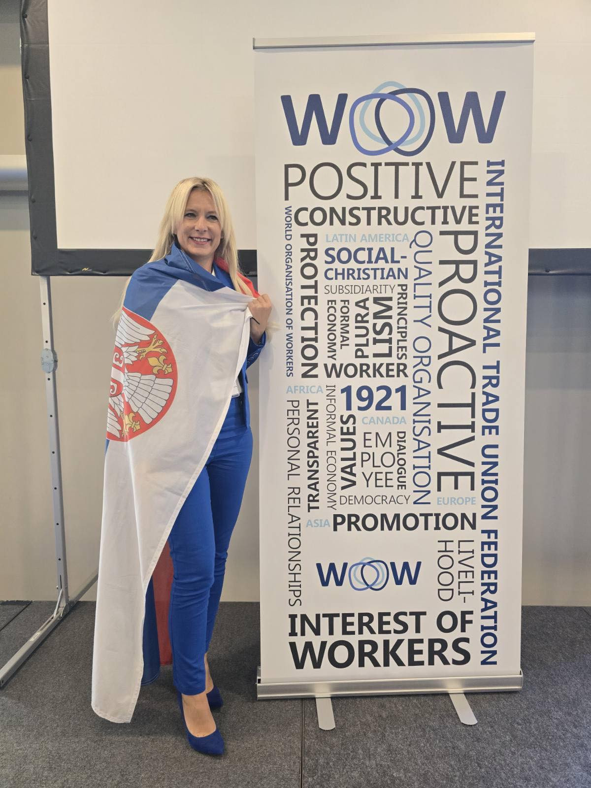 IMG-b39684016862f97ac6e09d0ae4096cdd-V